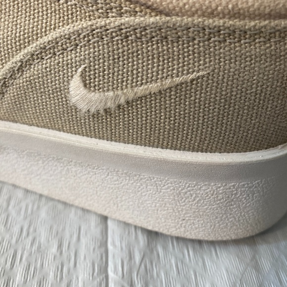 Nike Rare Vintage Canvas Shoes -Tan/cream Women's size 9 fits like 8.5 - Picture 6 of 6